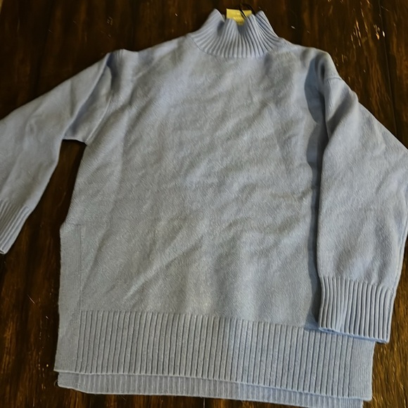 H&M Oversized Sweater - Picture 5 of 5